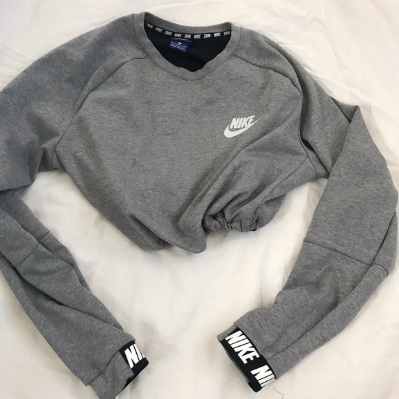Nike Tops - Gray Nike drawstring crop sweatshirt